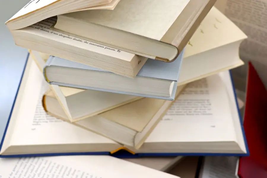 Lo spazio non basta mai: come chi vive in case piccole risolve il problema dei libri