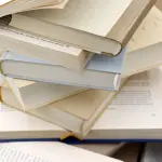 Lo spazio non basta mai: come chi vive in case piccole risolve il problema dei libri