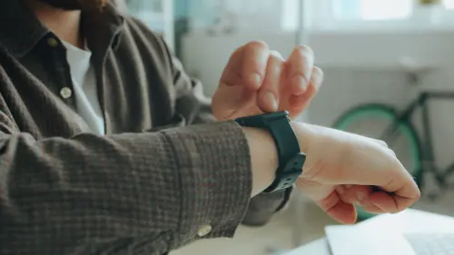 Smartwatch economico: cosa valutare prima di comprare
