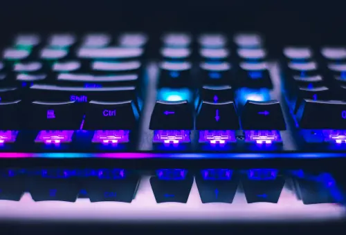 Tastiera meccanica: guida per scrittori e gamer